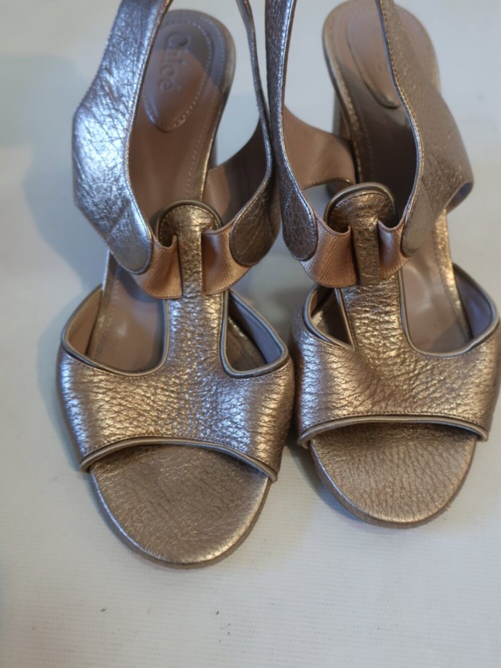 Womens Chloe Gold Metallic Leather Slingback Block Heel Sandals 38 US/7.5 - Picture 4 of 15